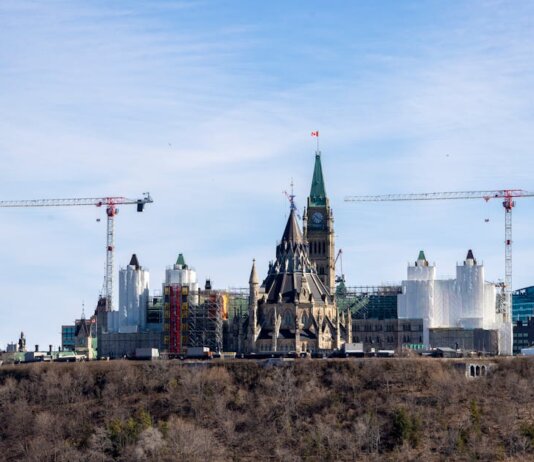 Офис крупных проектов Карни не одобрил ни одной заявки за восемь месяцев