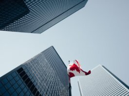 Правительство Канады запускает программу на $1 млрд через BDC и выделяет $500 млн на борьбу с тарифами