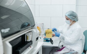 Профессор из Канады разработал более 100 ДНК-инструментов для новых технологий