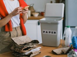 В Калгари работают 11 бесплатных пунктов приёма опасных бытовых отходов