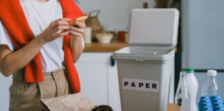 В Калгари работают 11 бесплатных пунктов приёма опасных бытовых отходов
