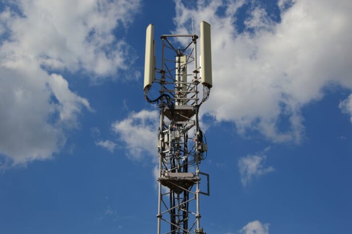 Канада выделяет новые частоты для 5G и упрощает размещение вышек Канада выделяет новые частоты для 5G и упрощает размещение вышек