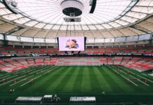 CFL подписала крупнейшие в истории медиаконтракты с Bell Media, DAZN и YouTube