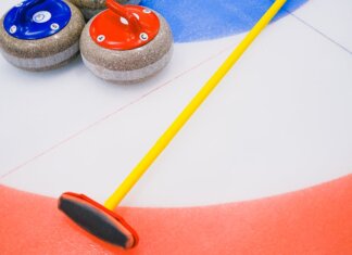 Канадская сборная по кёрлингу сыграет за бронзу на чемпионате мира среди смешанных пар