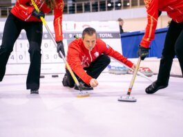 Канадские кёрлингисты завоевали две бронзы на чемпионате мира среди ветеранов