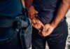 Два жителя Реджайны обвинены в незаконном хранении оружия после остановки