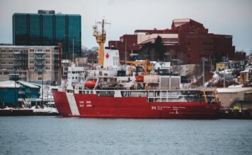 Министр Макгинти объявит о мерах по усилению морской безопасности Канады