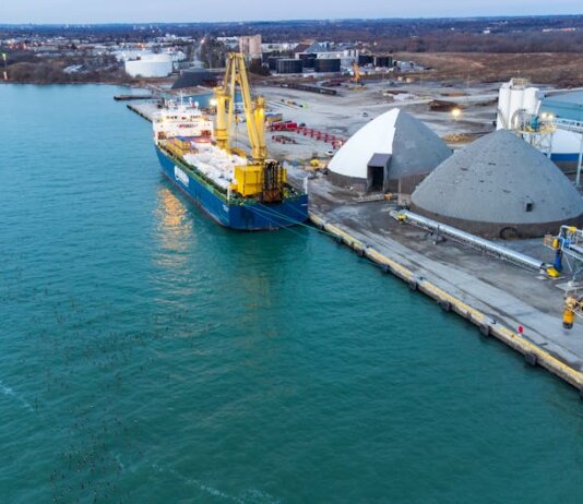 Канада инвестирует в экологичную морскую инфраструктуру и зелёное судоходство