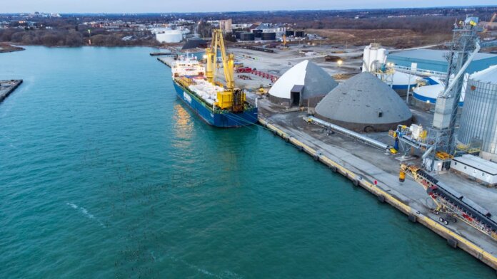 Канада инвестирует в экологичную морскую инфраструктуру и зелёное судоходство