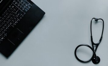 Британская Колумбия инвестирует в местные медицинские технологии для улучшения ухода за пациентами