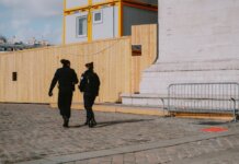 Двое задержаны за взлом строящегося жилого комплекса в Реджайне