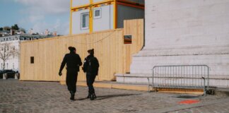 Двое задержаны за взлом строящегося жилого комплекса в Реджайне