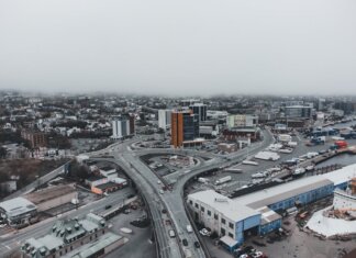 Премьер Ньюфаундленда призывает депутатов к соблюдению парламентского этикета Премьер Ньюфаундленда призывает депутатов к соблюдению парламентского этикета