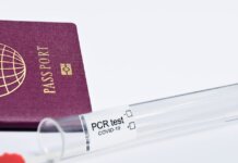 Канада вводит временные пограничные меры из-за вспышки лихорадки Эбола