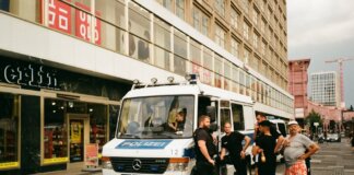 Двое подростков задержаны по подозрению в ограблении магазина в Реджайне