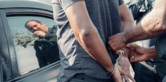 В Калгари арестован мужчина с оружием в угнанном автомобиле