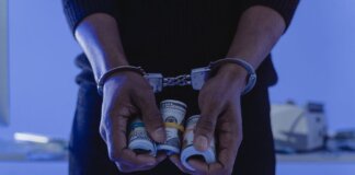 В Калгари задержали подозреваемого в банковском мошенничестве