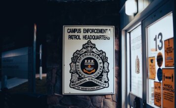 Премьер Ньюфаундленда откроет новый кампус колледжа Keyin в Стефенвилле Премьер Ньюфаундленда откроет новый кампус колледжа Keyin в Стефенвилле
