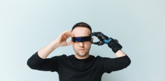 Meta расширяет возможности умных очков для людей с инвалидностью