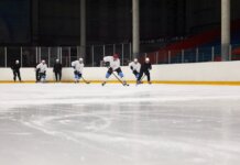 Брайс Пикфорд признан лучшим защитником года в WHL