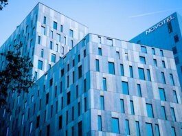 Booking.com: европейская индустрия гостеприимства остаётся оптимистичной, но малый бизнес отстаёт