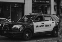 Полиция Калгари усилила патрулирование южных станций CTrain Полиция Калгари усилила патрулирование южных станций CTrain