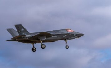 Министр обороны Макгинти обсудил приоритеты НАТО в ходе визита в Европу Министр обороны Макгинти обсудил приоритеты НАТО в ходе визита в Европу