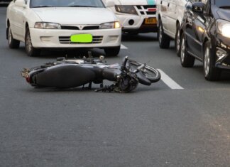 В Калгари за день произошли две серьёзные аварии с мотоциклистами В Калгари за день произошли две серьёзные аварии с мотоциклистами