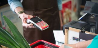 Канадцы начали получать первую ежеквартальную выплату по программе Canada Groceries and Essentials Benefit Канадцы начали получать первую ежеквартальную выплату по программе Canada Groceries and Essentials Benefit