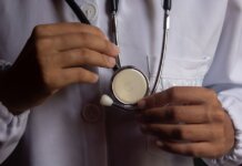 В Британской Колумбии упрощена процедура лицензирования врачей-иностранцев В Британской Колумбии упрощена процедура лицензирования врачей-иностранцев