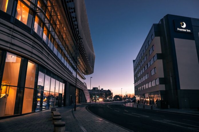 Evening view of modern architecture and urban streets in Southampton, UK.