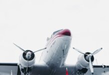 Close-up of a vintage airplane with propellers, photographed at İstanbul airport.